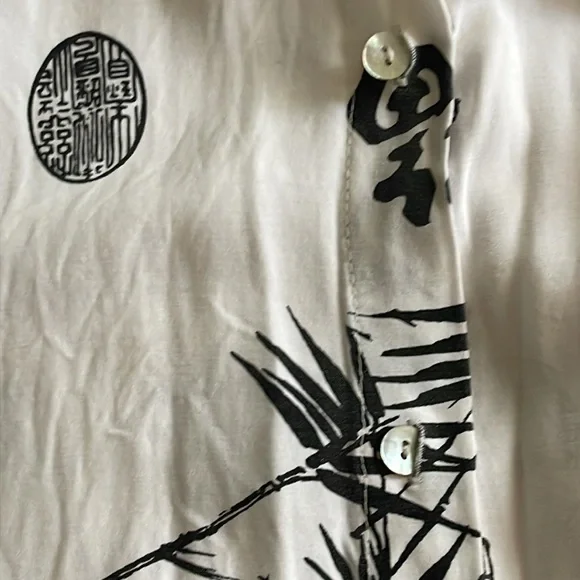 Soft SurroundingsVintage Black and White Asian Inspired Tunic - Picture 5 of 5